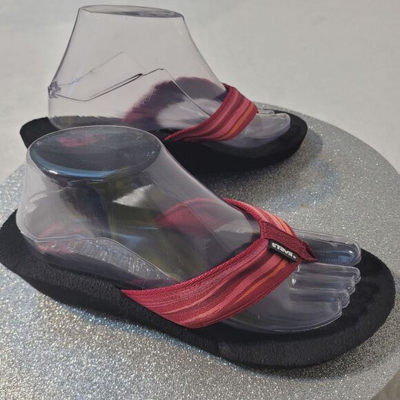 Teva Mush Mandalyn Wedge Thong Sandals Black Red Pink Striped 1000093B Size 9 - Picture 4 of 12